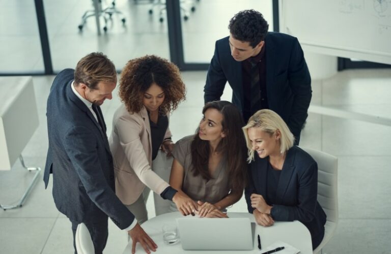 NEWS & RESOURCES | Outplacement Services Florida | FL Executive Search, Executive Recruiting Firm, Orlando Career Coaching Services Engaged Team Creative 3rd article